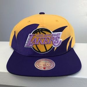 Mitchell & Ness Los Angeles Lakers Sharktooth Snapback Hat Cap Purple Gold NEW